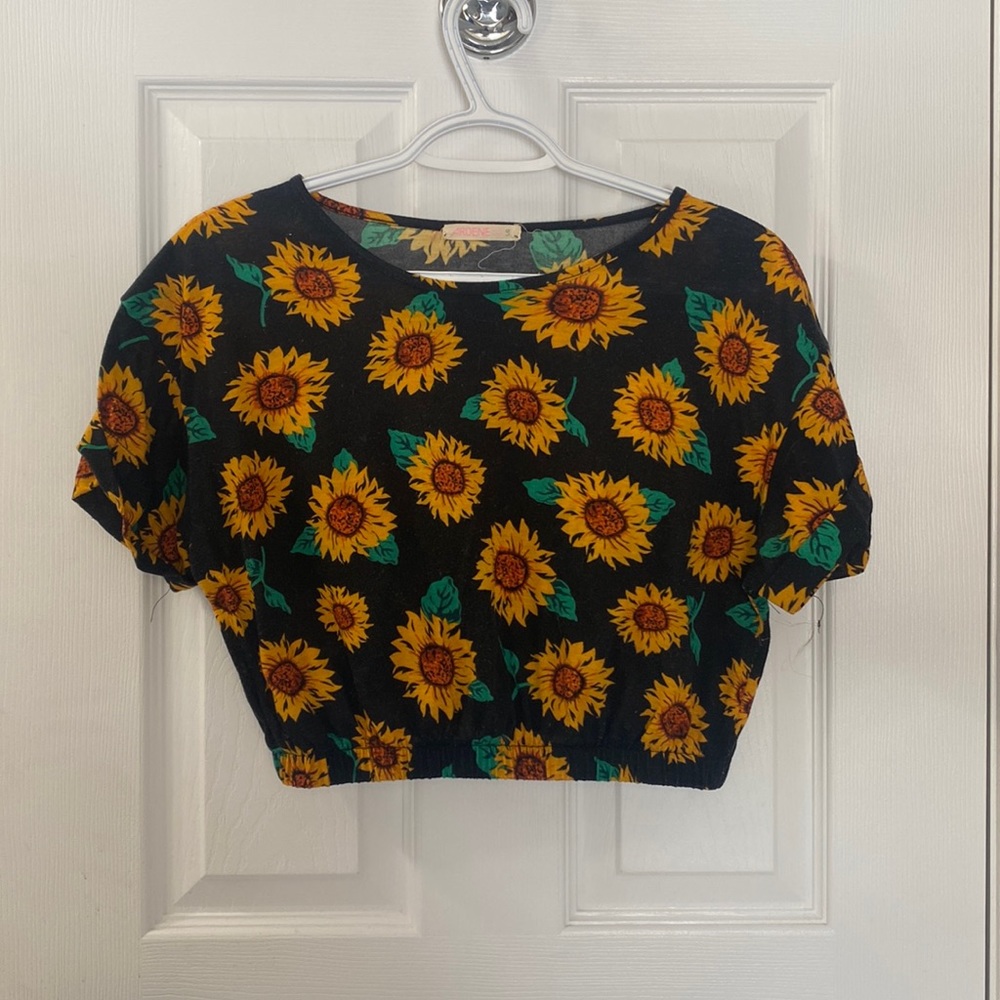 Ardene crop shirt